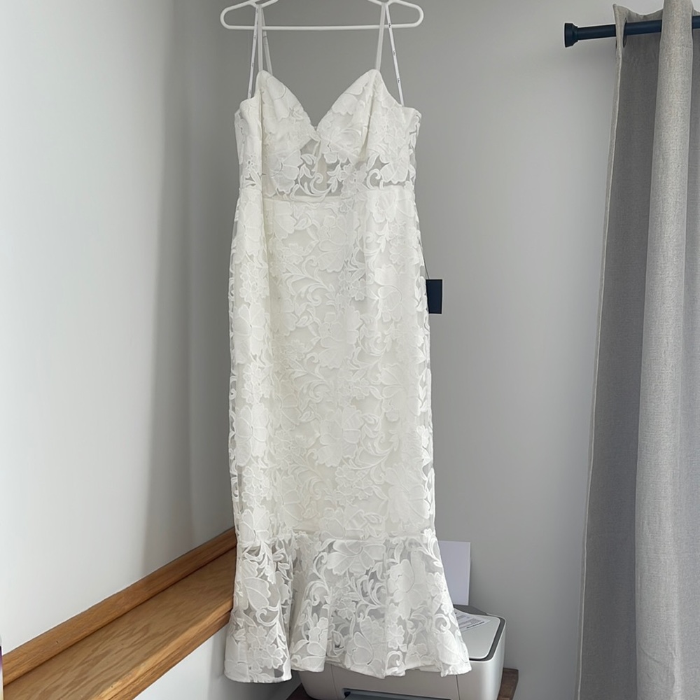 Lulus white dress NWT